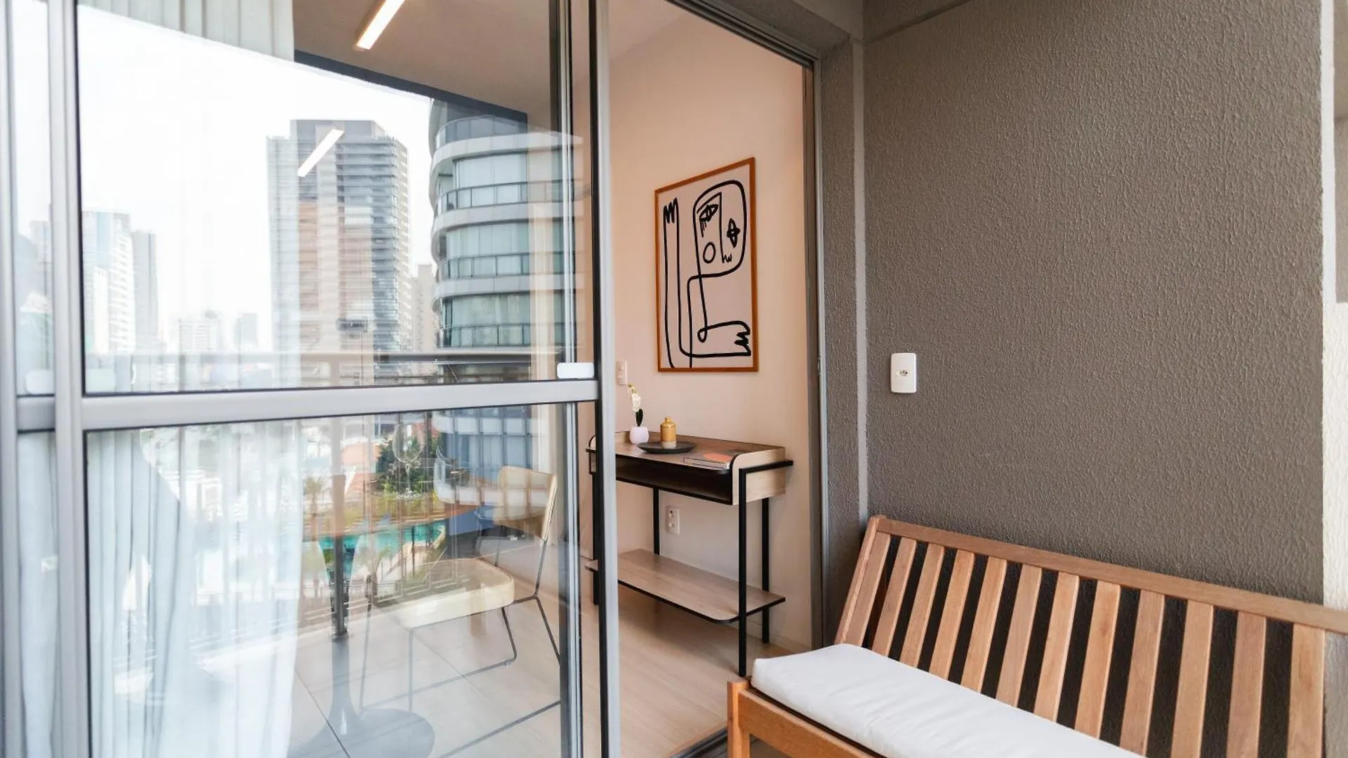Nex One Itaim Daire Sao Paulo Brezilya